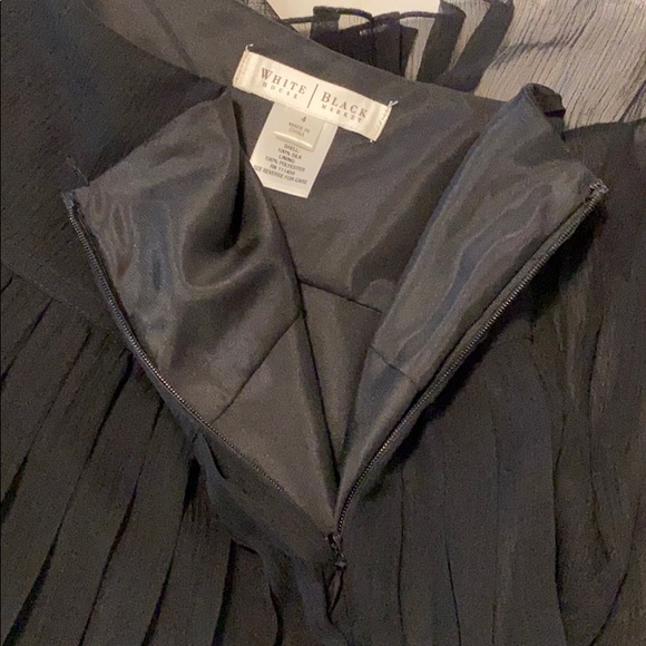 WHBM pleated skirt black - Picture 8 of 9